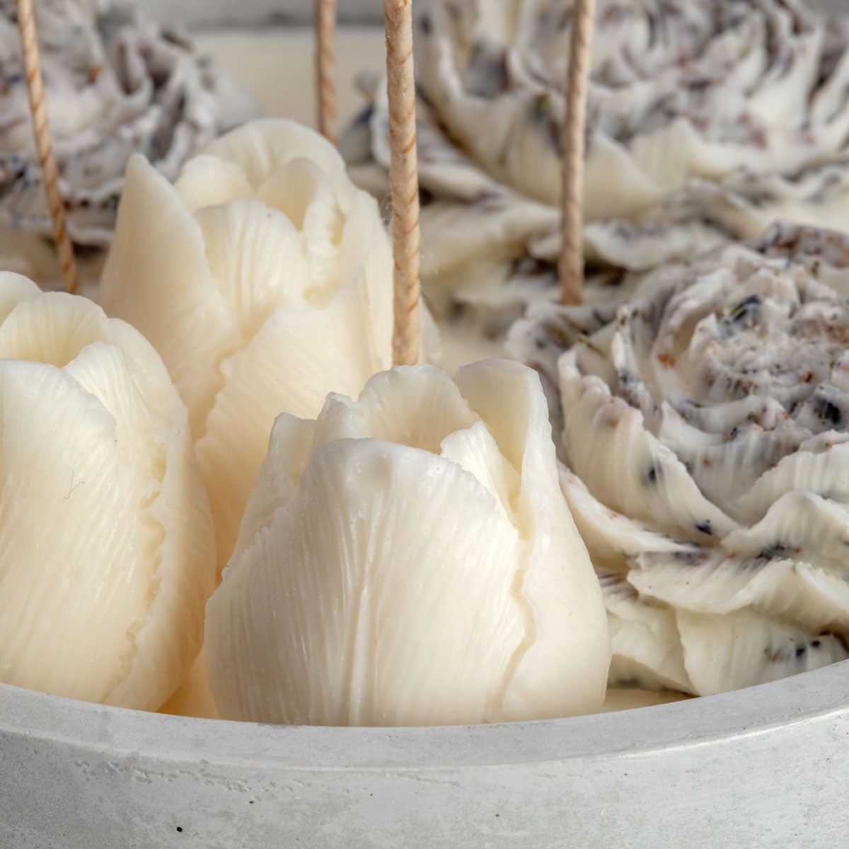 Grey Stone Candle 35oz (1kg)